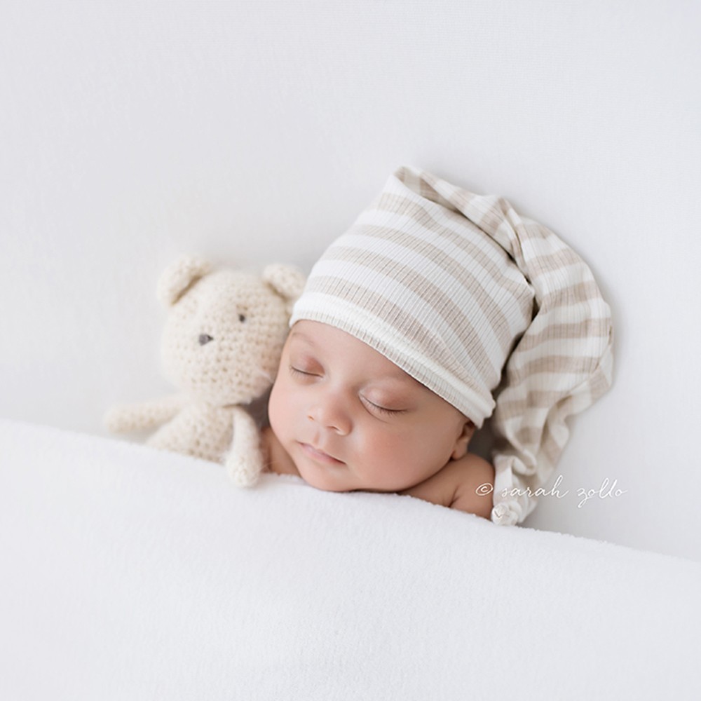newborn photographers baby photography pocket pose