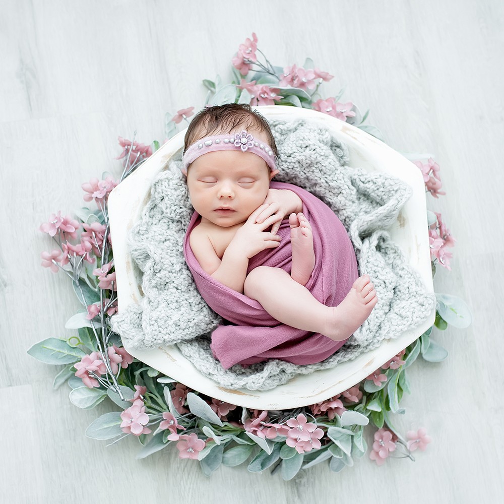 newborn photography bowl pose