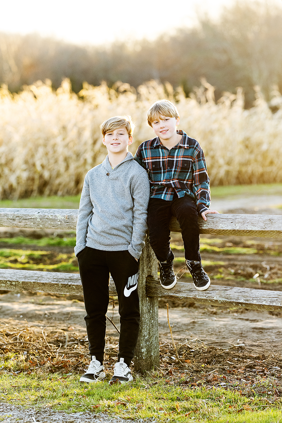 Fall Family mini Photo Session & Photography at "The Farmer's Daughter" in South Kingstown, RI - boys sitting on fence
