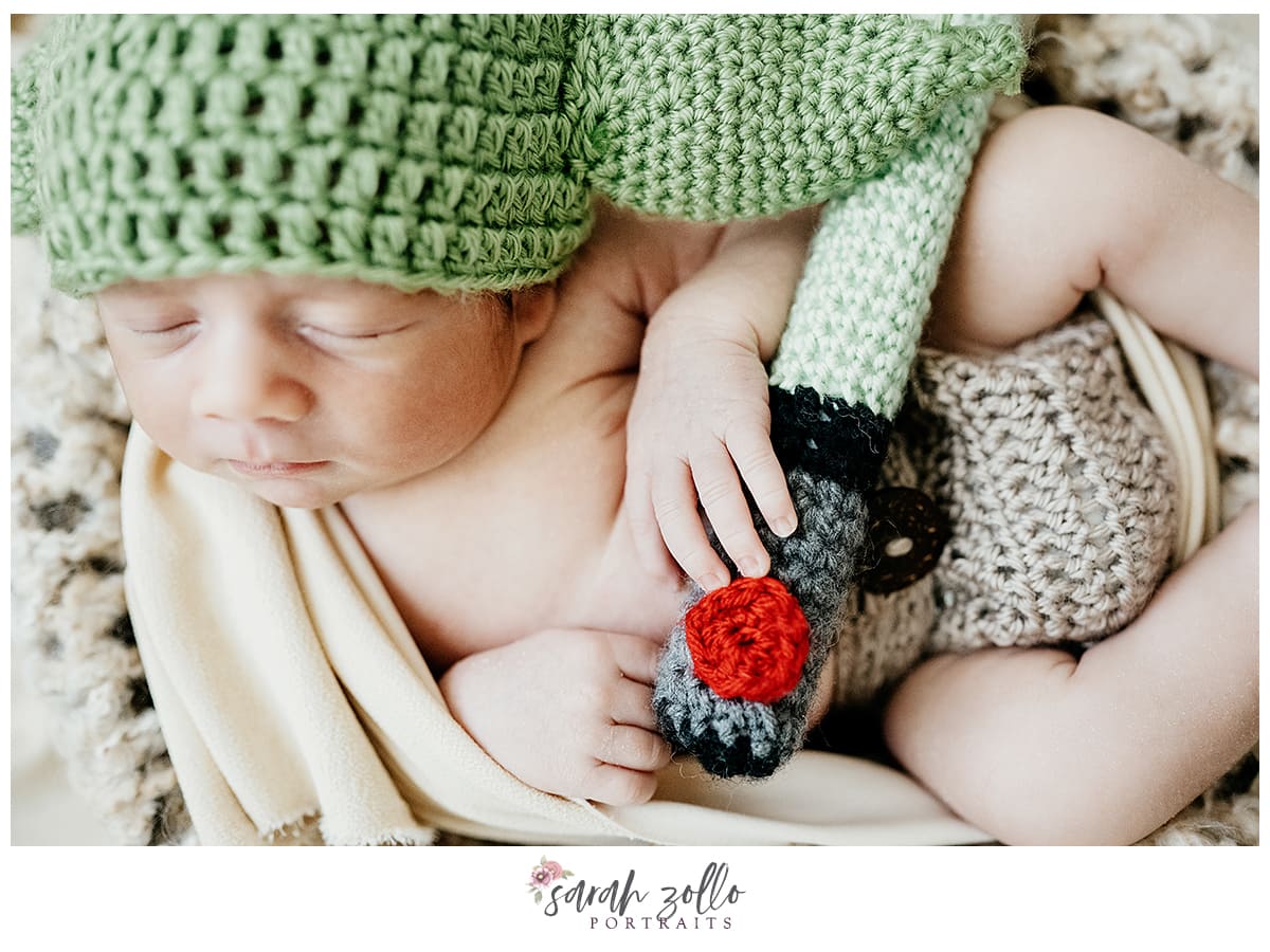 newborn and baby photography and photographer in rhode island | star wars theme photo session - sarah zollo portraits