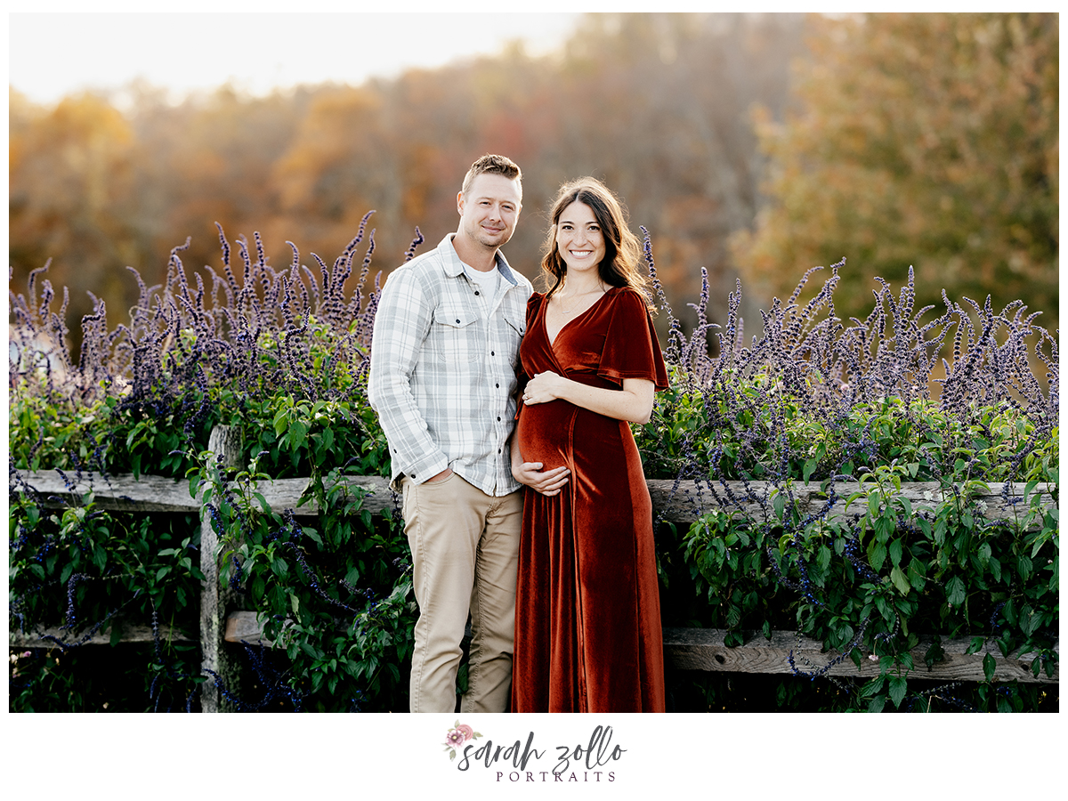 fall family photography sessions at the farmers daughter ri maternity photo husband and wife