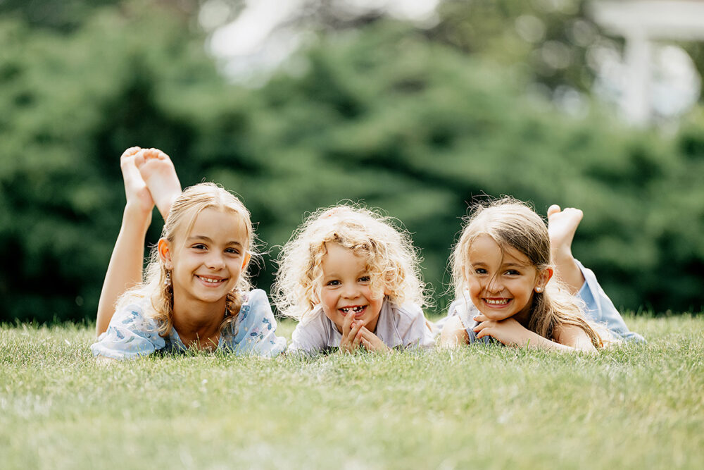 ri-family-photographer-children-portrait-outdoor-12